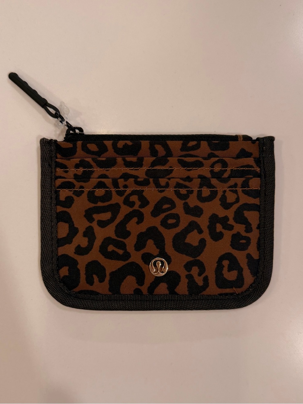 lululemon athletica Leopard Print Card & Key Holder - Brown Black - Picture 2 of 3